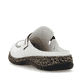 Weiße Rieker Damen Clogs 46393-80 mit Gummizug sowie extra weicher Decksohle. Schuh von hinten.