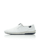 Weiße Rieker Herren Slipper B4551-81 mit einem Gummizug sowie Komfortweite G 1/2. Schuh Außenseite.