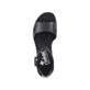 Schwarze Rieker Keilsandaletten 68194-00 mit trendigen Schnalle. Schuh von oben.