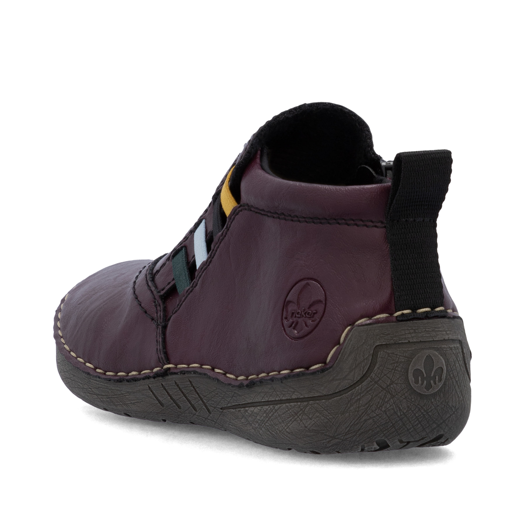 Dunkelrote Rieker Damen Kurzstiefel 52584-30 mit einem Reißverschluss. Schuh von oben.