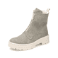 
Armeegrüne Rieker Damen Kurzstiefel X8572-52 mit einer Profilsohle. Schuh seitlich schräg