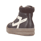Braun-weiße Rieker Damen Sneaker High L2530-25 mit flauschigen Schnürsenkeln. Schuh von hinten.