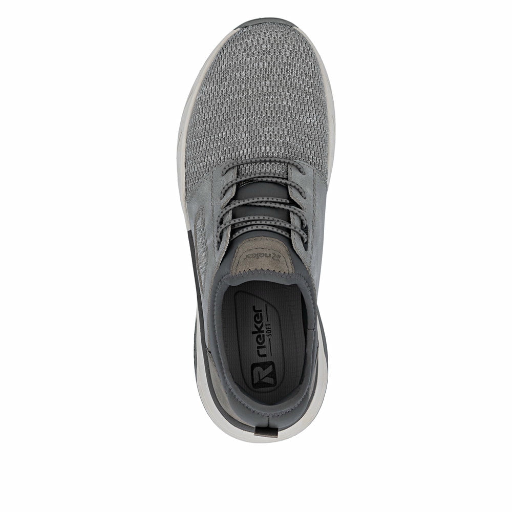 Graue Rieker Herren Slipper 06150-40 mit einem Gummizug sowie einem Gel-Fußbett. Schuh von oben.