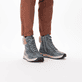 Blaubeige Rieker Damen Schnürstiefel 44530-14 mit Rieker Air Sohlenfenster. Schuh am Fuß.