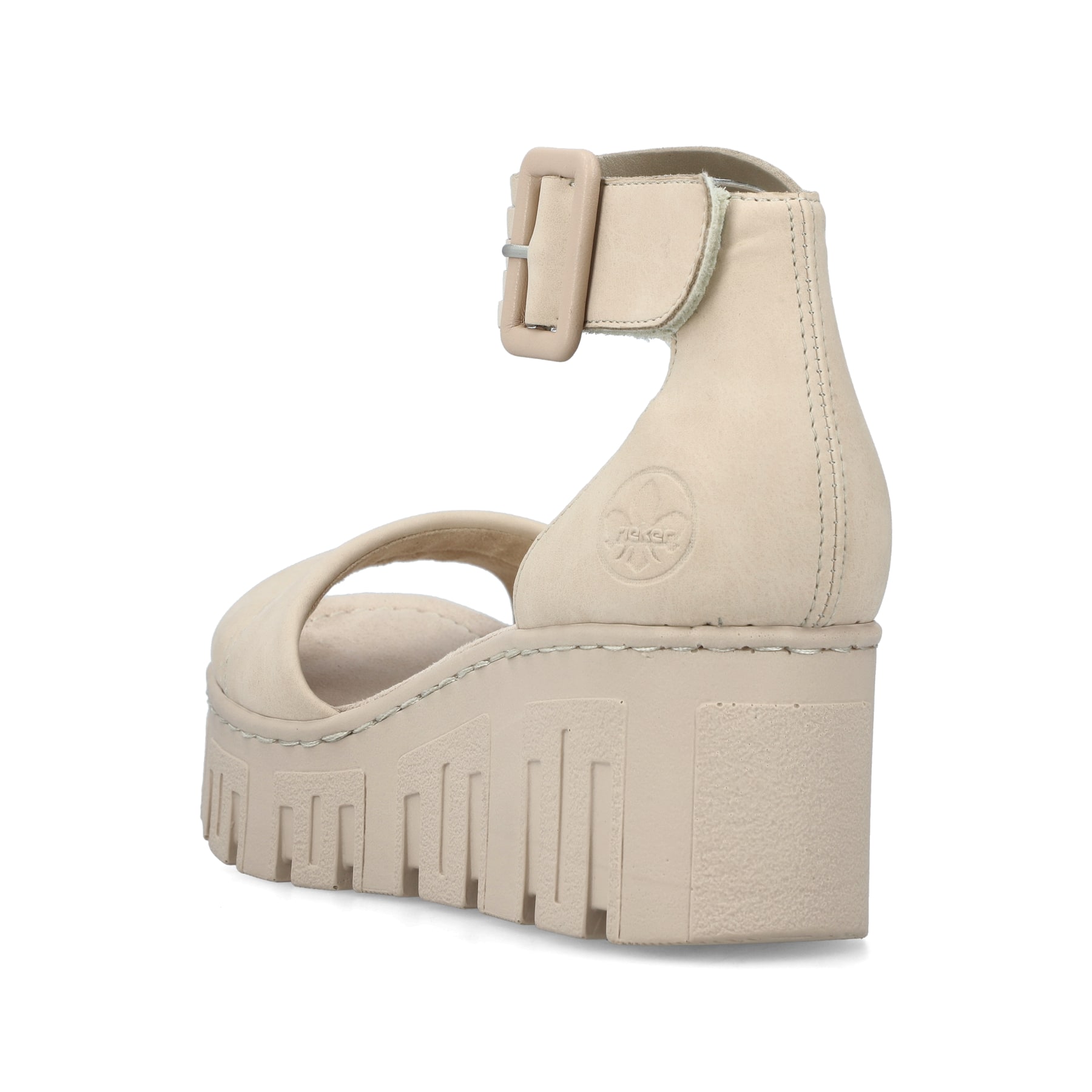 Beige vegane Rieker Keilsandaletten 68093-60 mit trendigen Schnalle. Schuh von hinten.