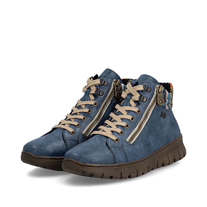 Blaue Rieker Damen Schnürstiefel N1305-14 aus Glattleder. Schuhpaar seitlich schräg.