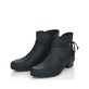 
Tiefschwarze Rieker Damen Stiefeletten Y0782-01 mit Reißverschluss sowie Blockabsatz. Schuhpaar schräg.