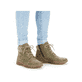 
Laubgrüne Rieker Damen Schnürstiefel Y8441-54 mit Schnürung und Reißverschluss. Schuh am Fuß