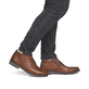 Braune Rieker Herren Schnürstiefel 13902-24 aus Glattleder. Schuh am Fuß.