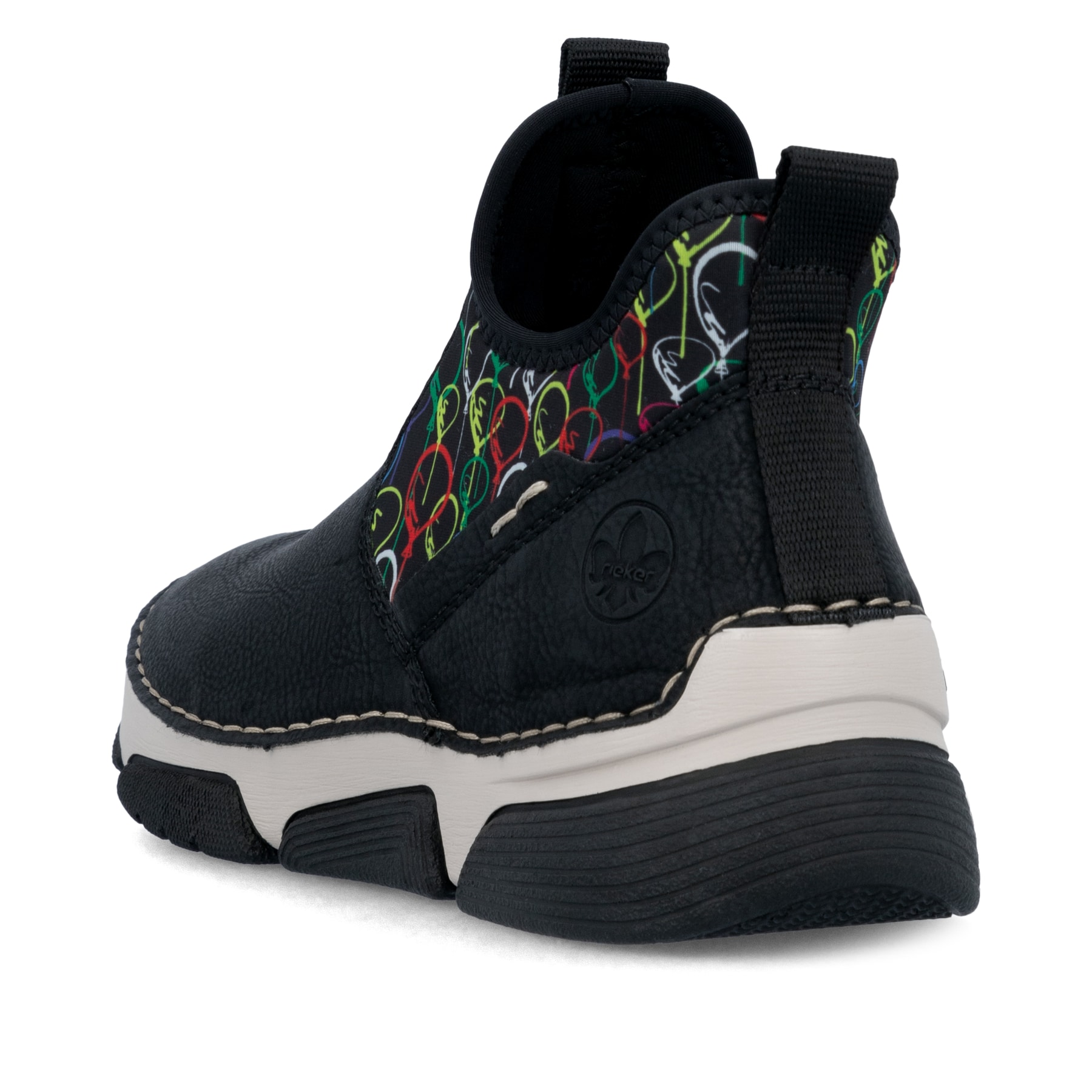 Urbanschwarze Rieker Damen Slipper 45957-00 mit einer schockabsorbierenden Sohle. Schuh von oben