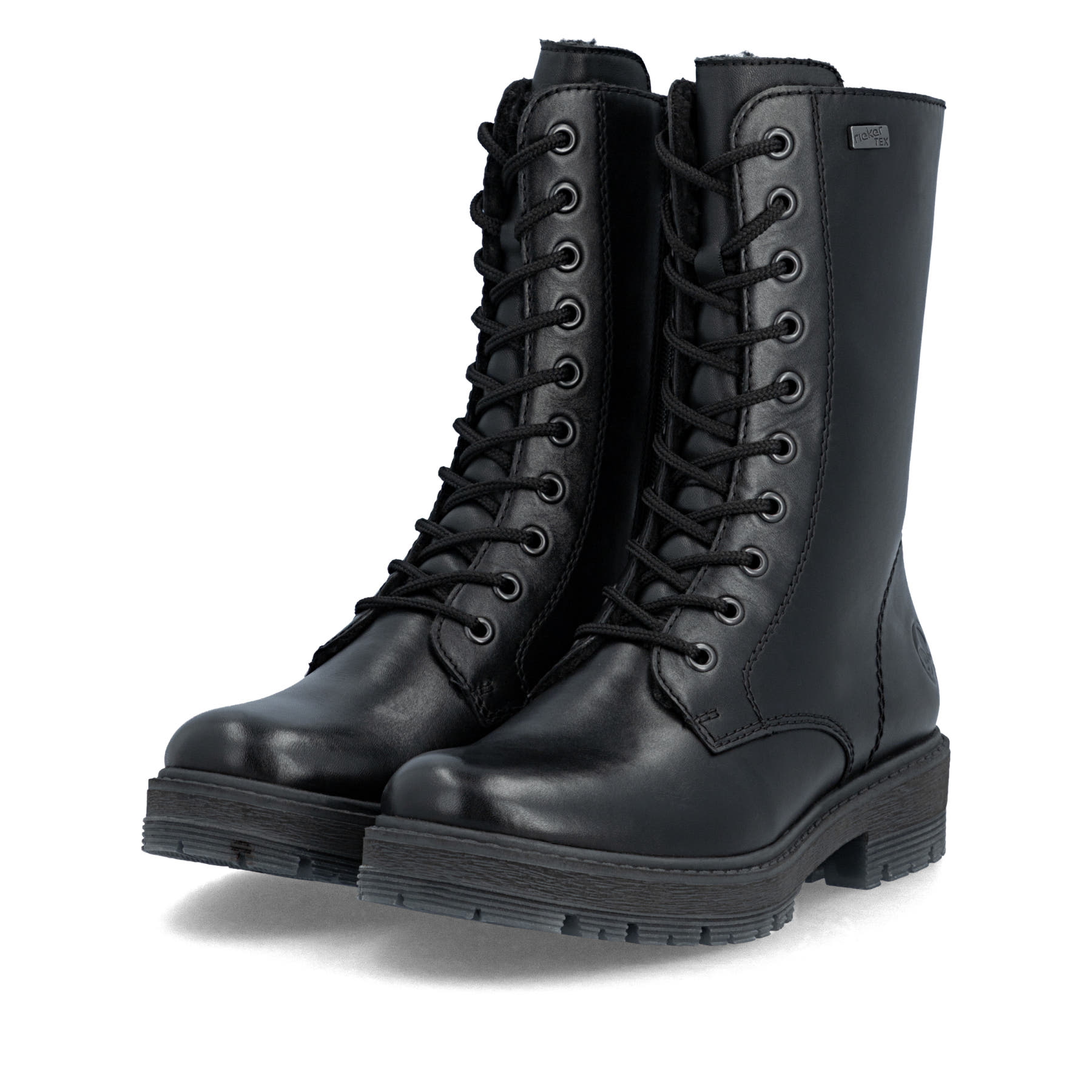Schwarze Rieker Damen Schnürstiefel 75801-00 aus Glattleder. Schuhpaar seitlich schräg.