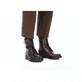 Graue vegane Rieker Damen Biker Boots 73210-42 mit Leo-Print. Schuh am Fuß.