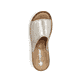 Hellbeige Rieker Damen Pantoletten 60896-62 mit einem Klettverschluss. Schuh von oben.