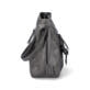 Sac à main Rieker H1340-42 en gris avec sangle décorative tressée, fermeture éclair et poche pour téléphone portable. Côté droit.