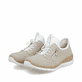Beige Rieker Damen Slipper N42G0-60 mit Deko-Reißverschluss sowie einem Gummizug. Schuhpaar seitlich schräg.
