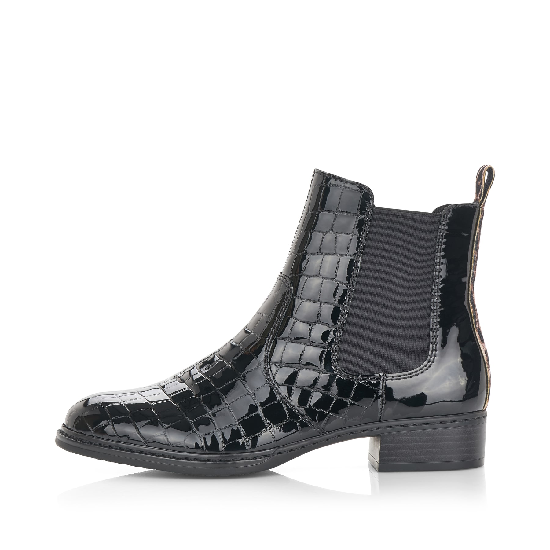 Urbanschwarze Rieker Damen Chelsea Boots 73494-00 mit Elastikeinsatz. Schuh Außenseite.
