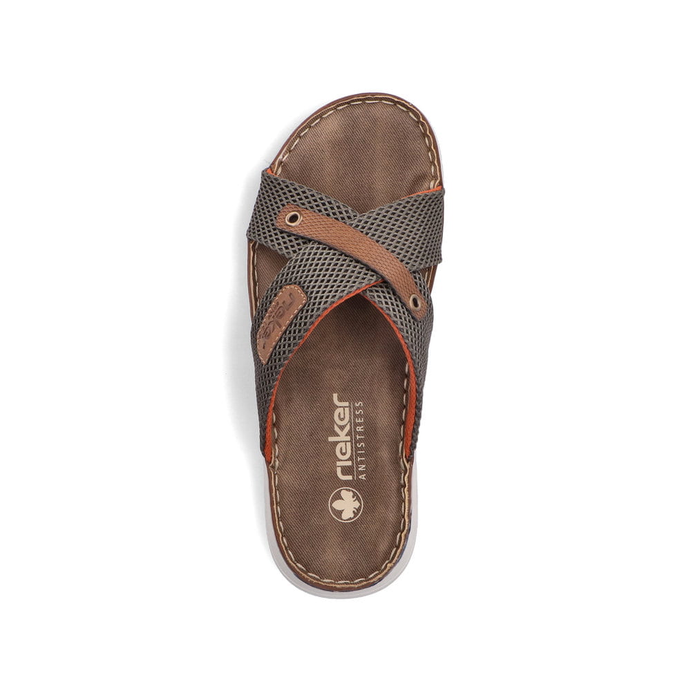 Grüne Rieker Herren Pantoletten 21340-54 mit der Komfortweite G. Schuh von oben.