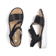 Schwarze Rieker Keilsandaletten V1364-00 mit einem Klettverschluss. Schuh von oben, liegend.