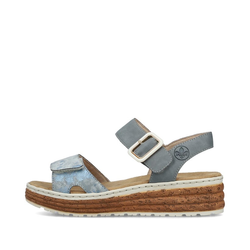 Blaue Rieker Keilsandaletten 62760-12 mit trendigen Schnalle. Schuh Außenseite.