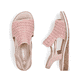 Rosane Rieker Keilsandaletten V3641-31 mit Gummizug sowie einer leichten Sohle. Schuh von oben, liegend.