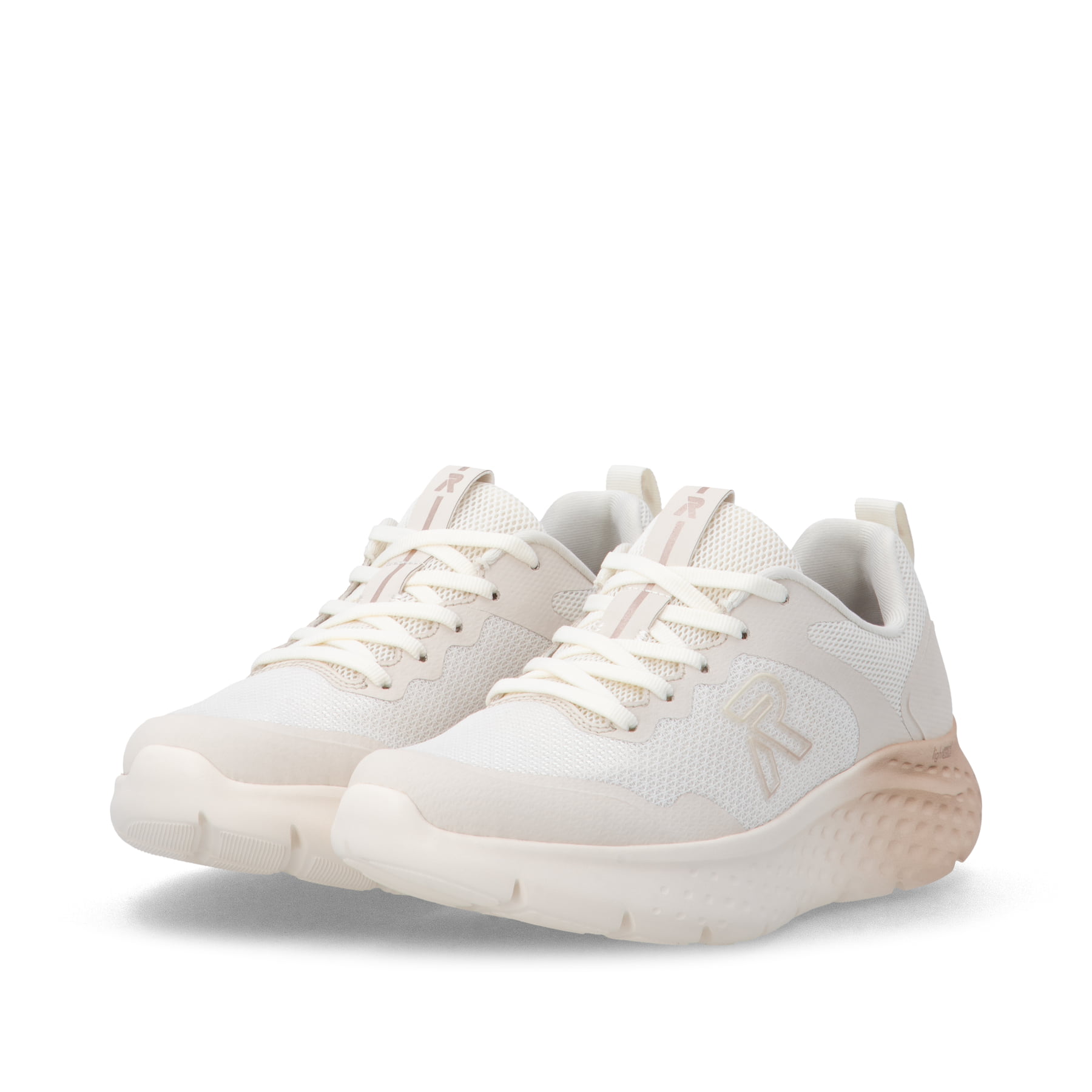 Weisse Rieker Sport Damen Sneaker Low W4400-80. Schuhpaar seitlich schräg.