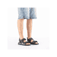 Schwarze Rieker Herren Trekkingsandalen 25055-00 mit einem Klettverschluss. Schuh am Fuß.