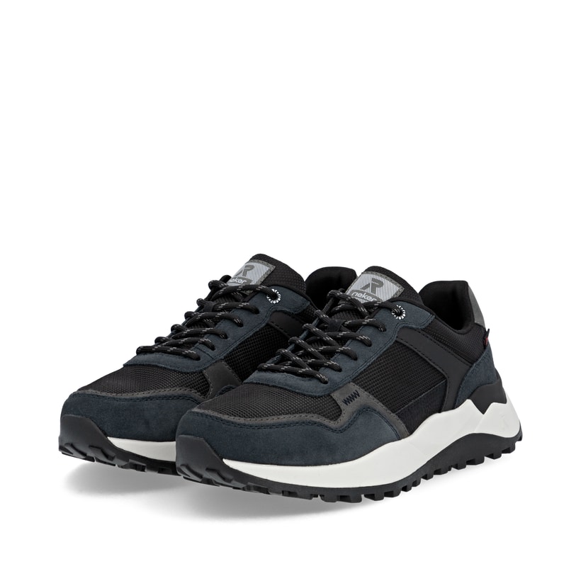 Baskets basses Rieker noires pour homme U1304-00 avec membrane RiekerTEX. Chaussures inclinées sur le côté.
