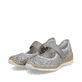 Beige Rieker Ballerinas N4299-90 mit metallischem Finish sowie Klettverschluss. Schuhpaar seitlich schräg.