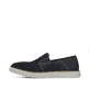 Blaue Rieker Herren Slipper B2267-14 mit einem Gummizug sowie Komfortweite G 1/2. Schuh Außenseite.
