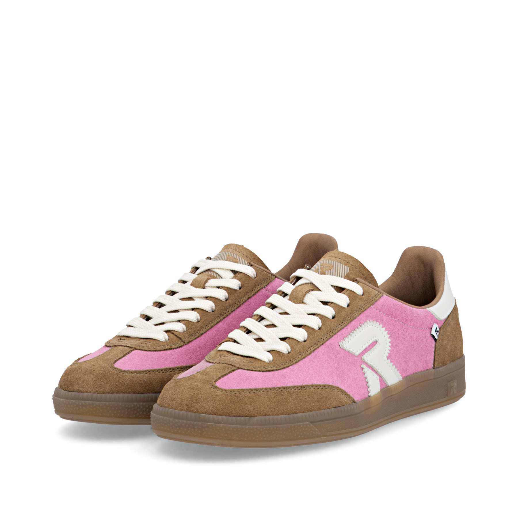 Rosane Rieker Damen Sneaker Low W2200-32 mit Schnürung sowie abriebfester Sohle. Schuhpaar seitlich schräg.