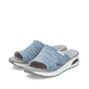 Blaue vegane Rieker Damen Pantoletten 65651-12 mit Rieker Air Sohlenfenster. Schuhpaar seitlich schräg.