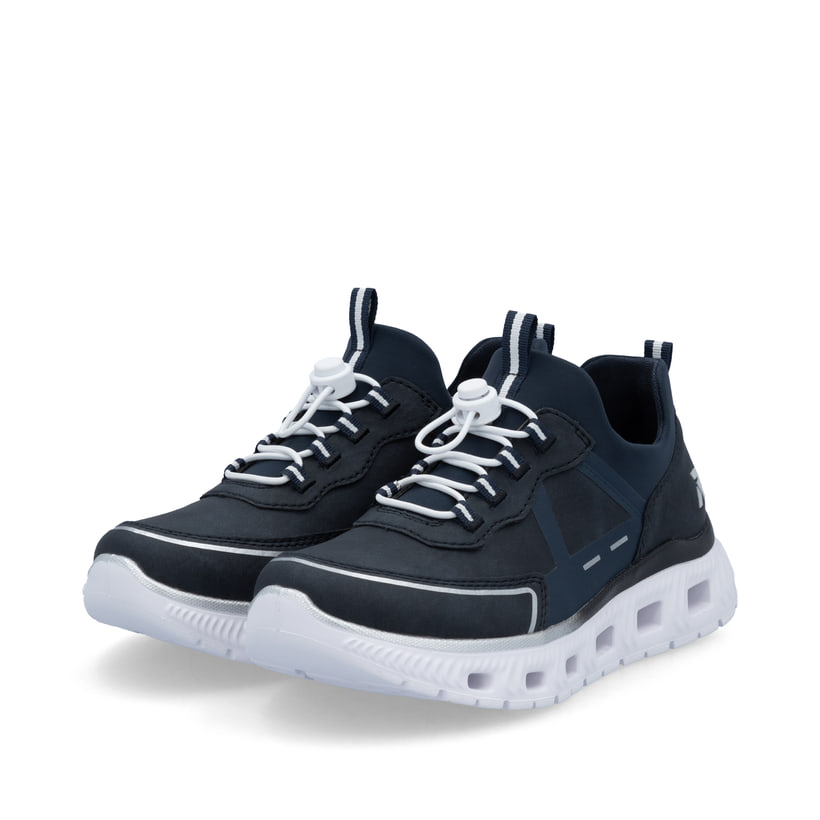 Baskets basses Rieker bleues végétaliennes pour femme M6062-14. Chaussures inclinées sur le côté.