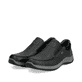 Schwarze Rieker Herren Slipper 03651-00 mit wasserabweisender RiekerTEX-Membran. Schuhpaar seitlich schräg.