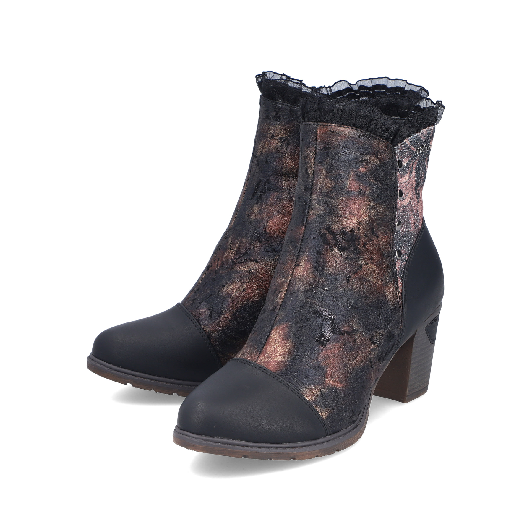 Mehrfarbige Rieker Damen Stiefeletten 96064-90 mit einem Reißverschluss. Schuhpaar seitlich schräg.