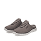 Sabots Rieker beiges pour homme B6681-64 avec bande élastique. Chaussures inclinées sur le côté.