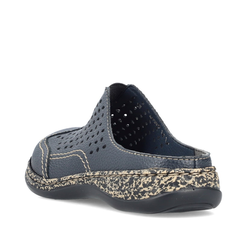 Sabots Rieker bleus pour femme 46395-14 avec perforations décoratives. Chaussure vue de l'arrière.