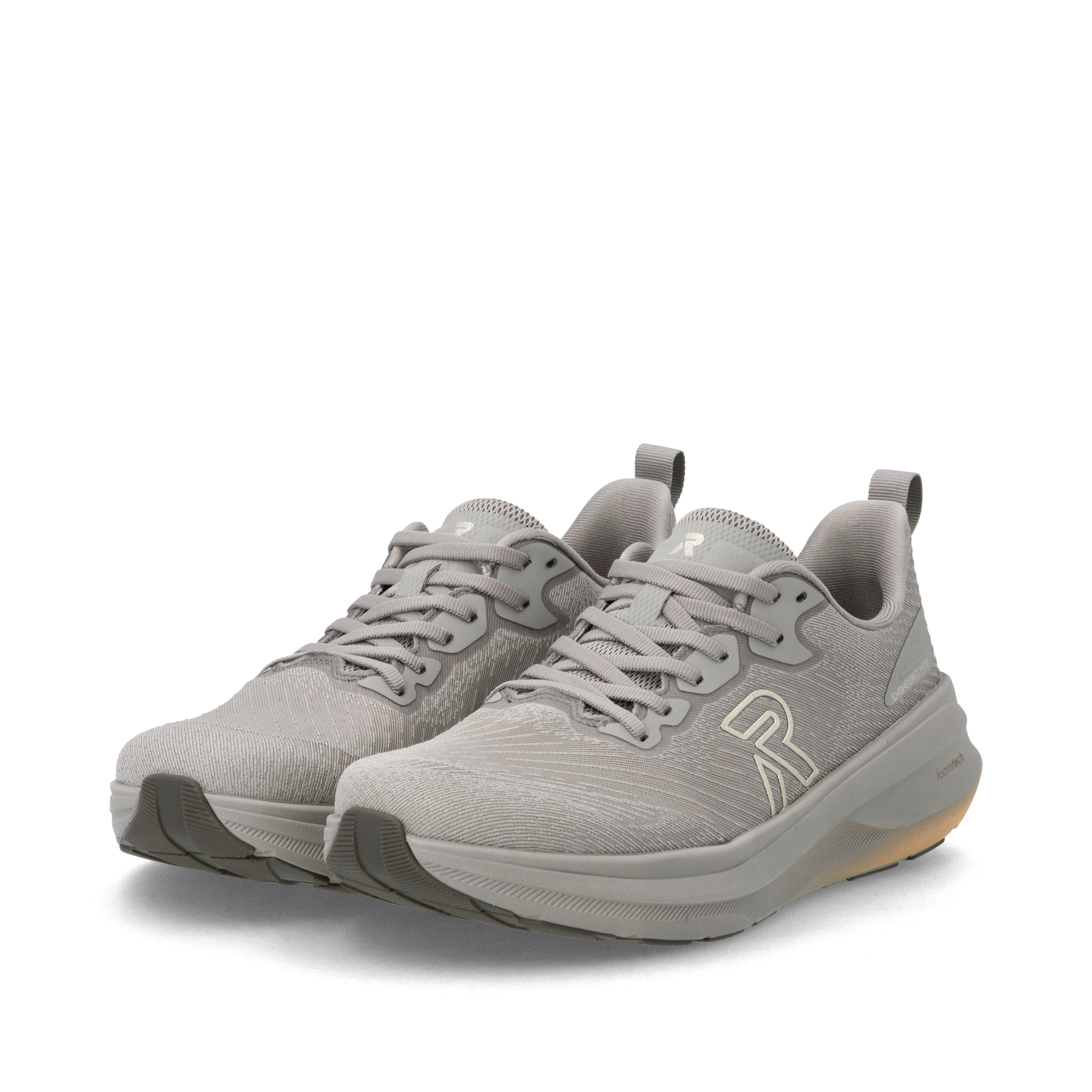 Beige Rieker Sport Damen Sneaker Low W4301-62. Schuhpaar seitlich schräg.