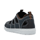 Blaue Rieker Herren Slipper 08665-14 mit einem Gummizug sowie der Extraweite H. Schuh von hinten.