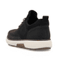 Schwarze Rieker Herren Slipper B3354-00 mit einem Gummizug sowie Extraweite H. Schuh von hinten.