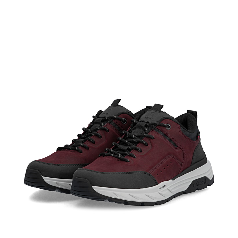 Baskets basses Rieker rouges pour hommes 06103-35 avec membrane RiekerTEX. Chaussures inclinées sur le côté.