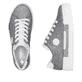 Silberne Rieker Damen Sneaker Low N49W1-91 mit einer Schnürung. Schuh von oben, liegend.