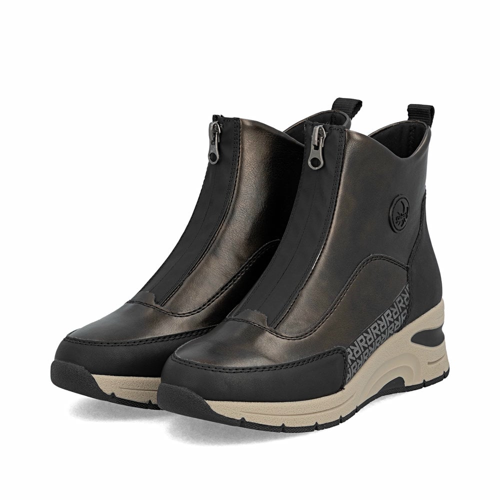 Bronzene Rieker Damen Kurzstiefel N9381-60 mit Metallic-Finish. Schuhpaar seitlich schräg.