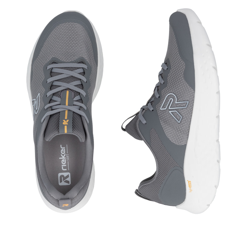 Graue Rieker Sport Herren Sneaker Low U4400-40. Schuh von oben, liegend.