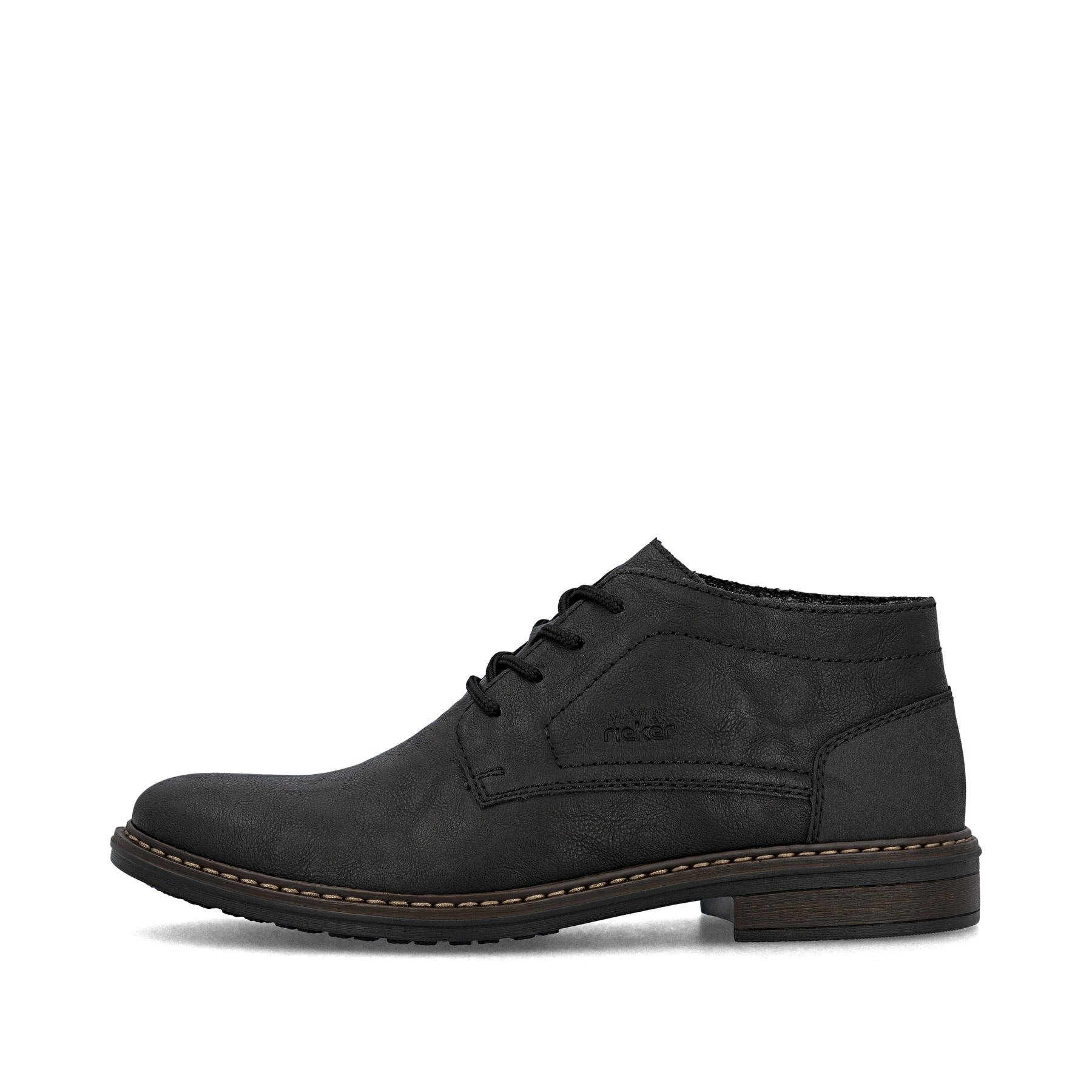 Tiefschwarze Rieker Herren Schnürschuhe 17604-00 mit einer schockabsorbierenden Sohle. Schuh Außenseite