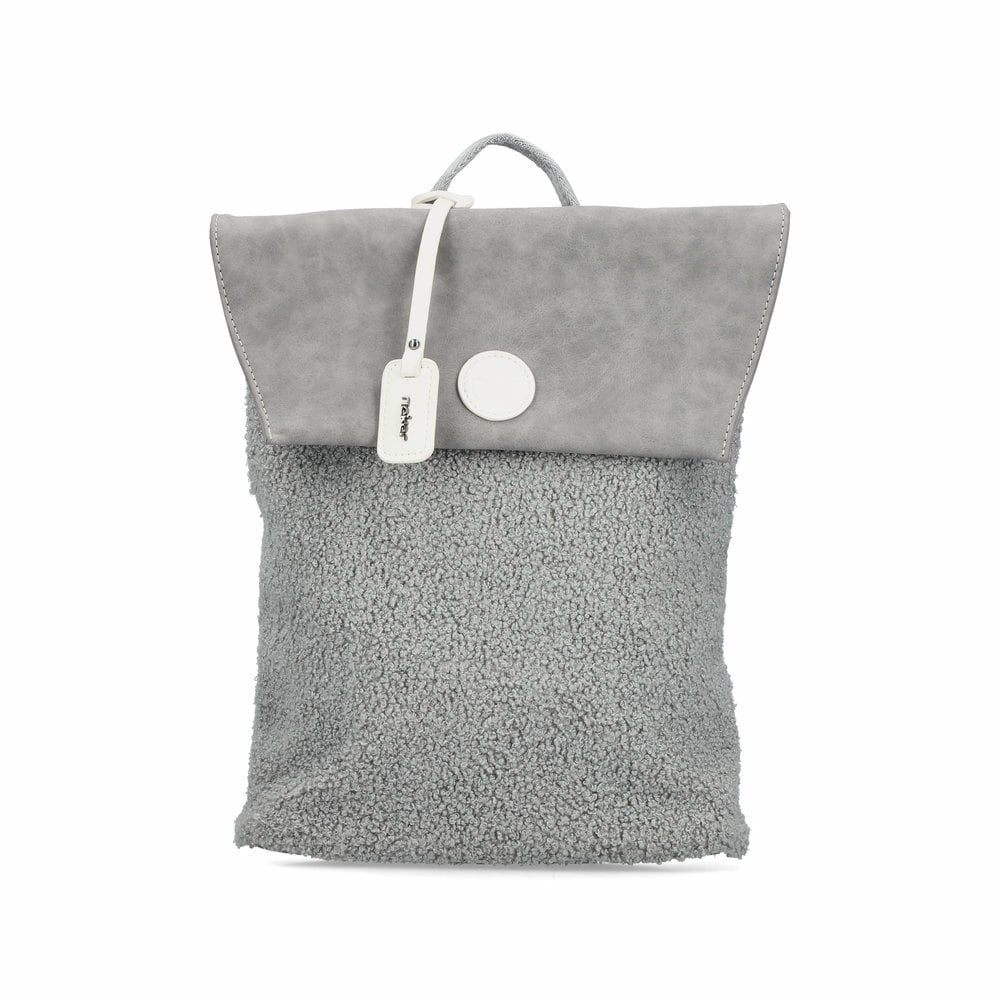 Rieker Rucksack H1357-42 in Grau mit Reißverschluss und Handy- und Laptopfach. Vorderseite.