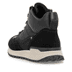 Schwarze Rieker Damen Sneaker High W0672-00 mit griffiger und leichter Sohle. Schuh von hinten.