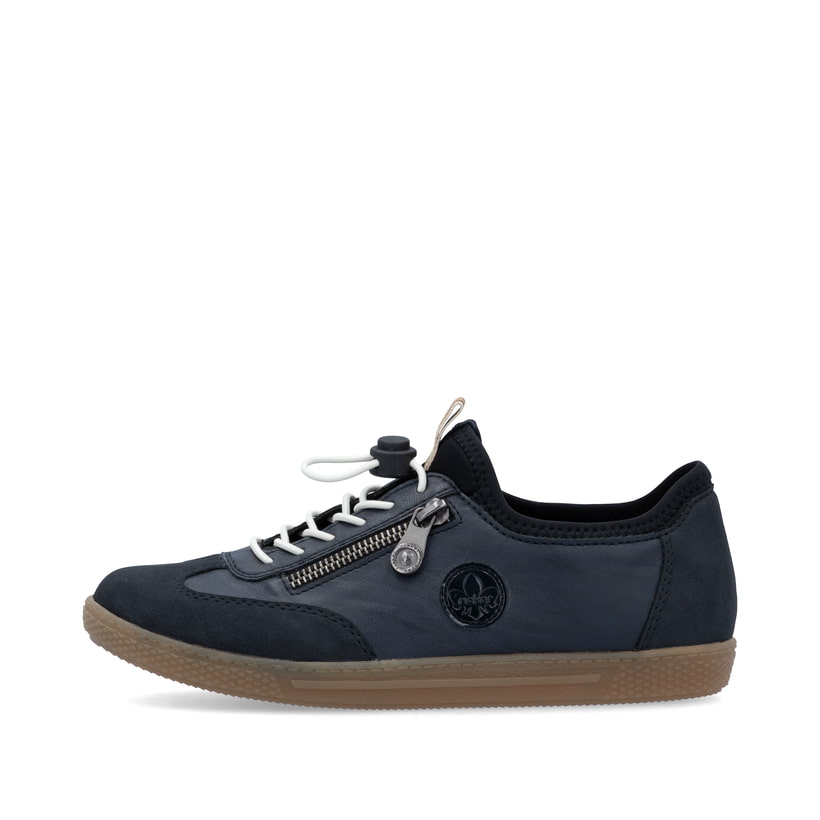 Blaue Rieker Damen Slipper L9750-14 mit Gummizug sowie gepolsterter Einlegesohle. Schuh Außenseite.