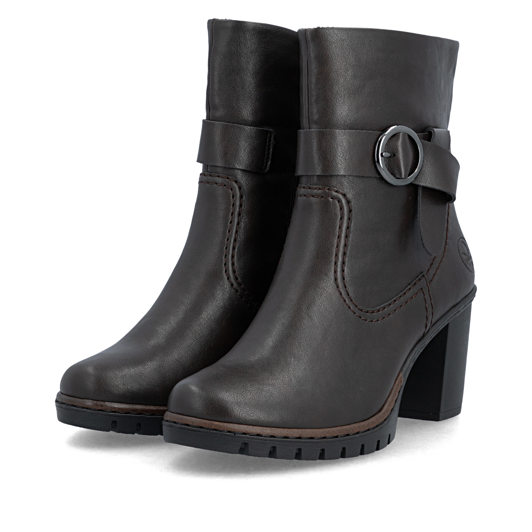 Dunkelbraune Rieker Damen Stiefeletten Y2590-25 mit einem Reißverschluss. Schuhpaar seitlich schräg.