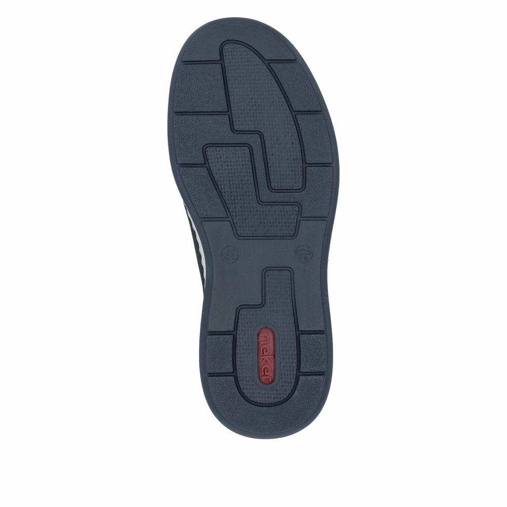Blaue Rieker Herren Slipper 17368-14 mit einem Gummizug sowie der Extraweite H. Schuh Laufsohle.
