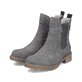 Dunkelgraue Rieker Damen Chelsea Boots Y9160-45 mit einem Reißverschluss. Schuhpaar seitlich schräg.